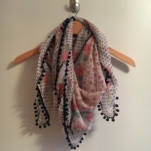 PacSun Scarf. One Size.